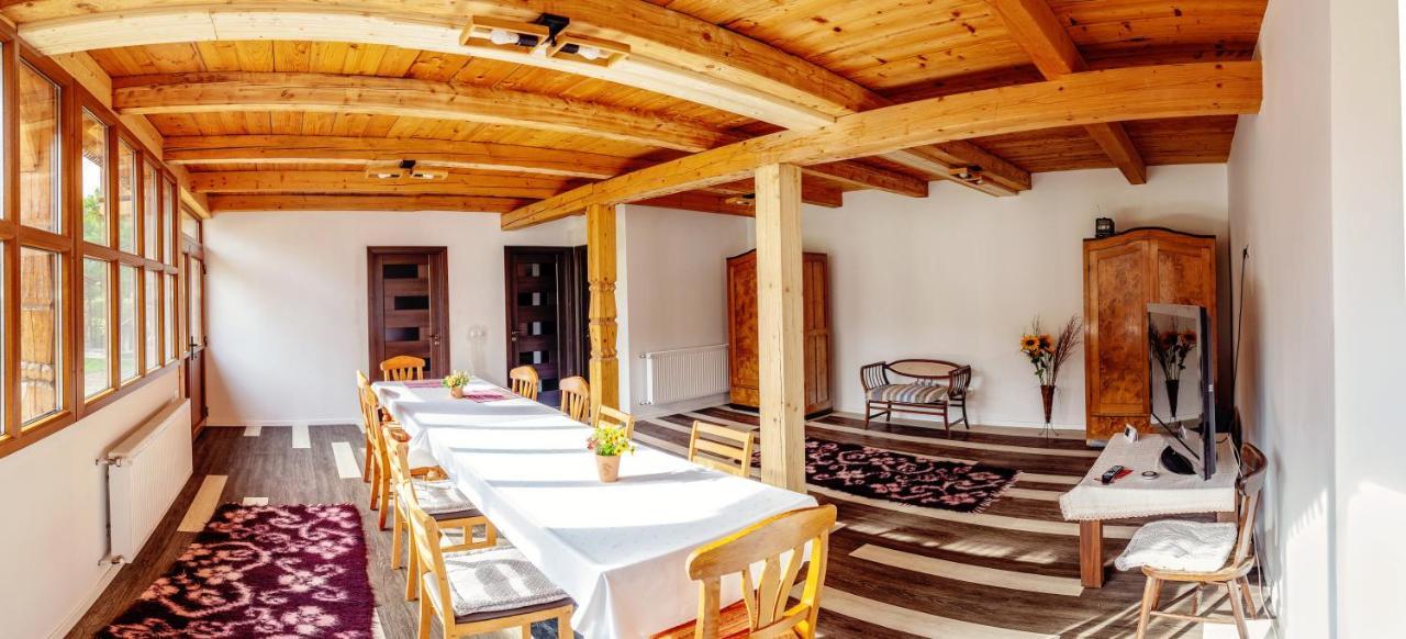 Отель Casa Buga Вишеу-де-Сус Экстерьер фото